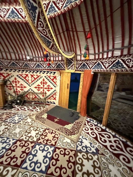 Киіз үй 12 қанатты vip сатылады