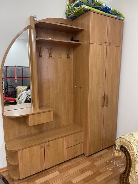 Шкаф для верхних одежд