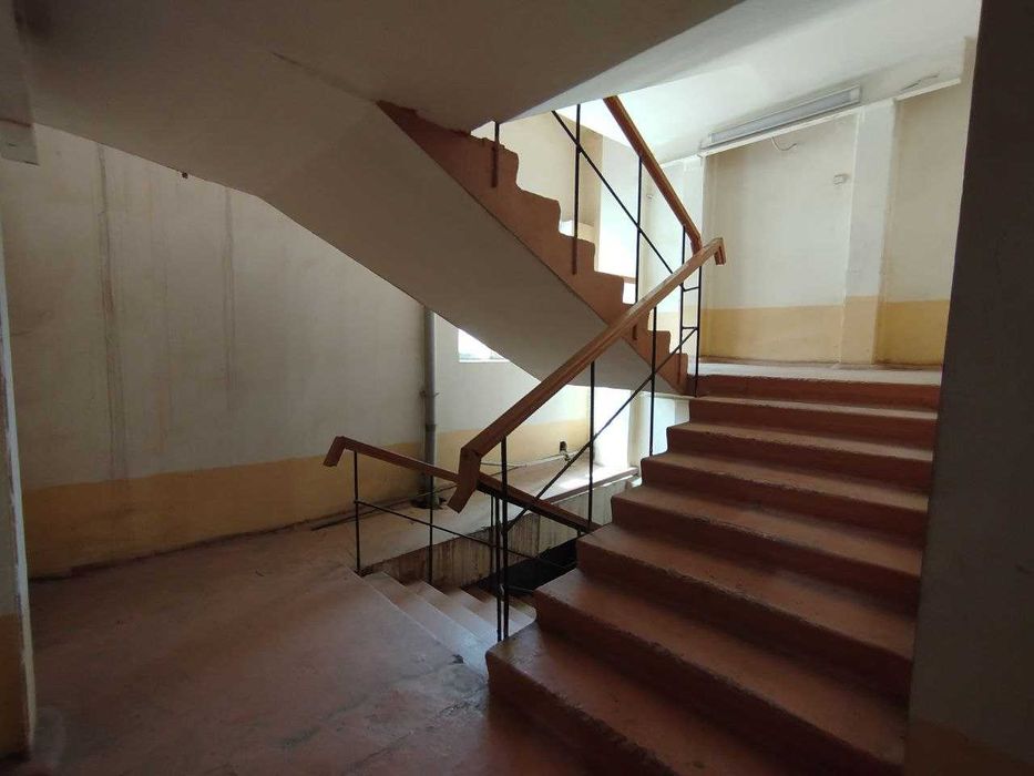 Ер сотилади  ишлаб чиқариш бино ва иншоотлари