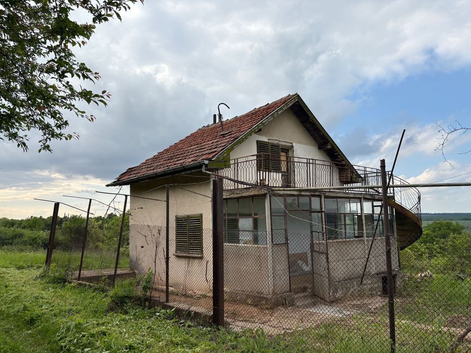 Вила до Враца в местността Под Балкана