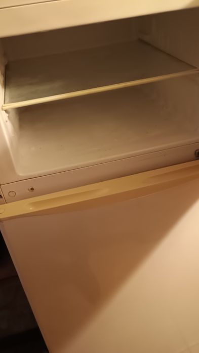 Frigider cu congelator Platinium