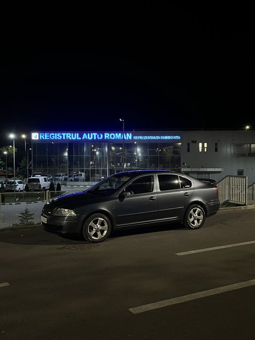 Vând Skoda Octavia 2