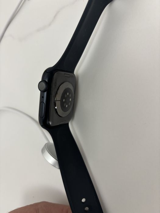 Ceas apple 9, este ca nou! 1200 ron