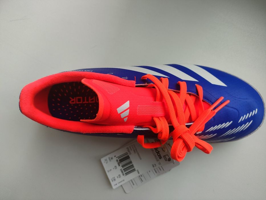 Сороконожки Adidas predator новые