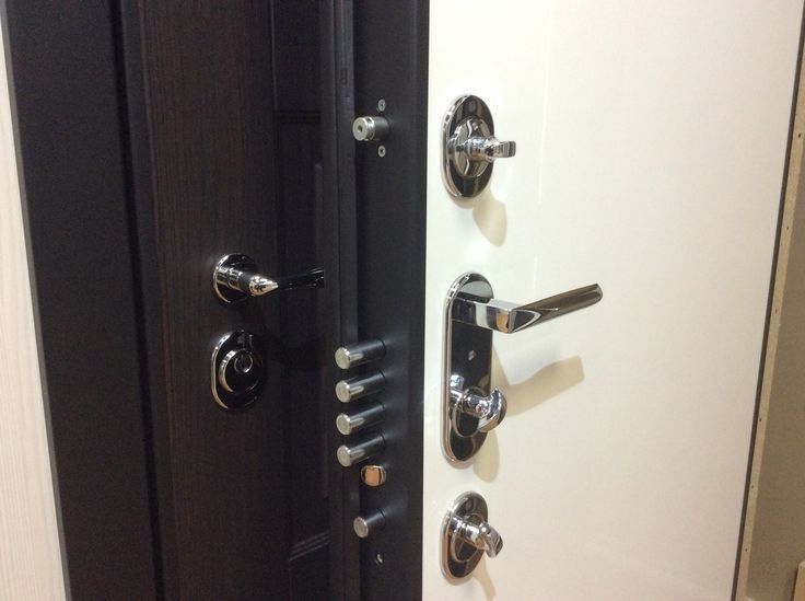 Ремонт и установка дверных замков