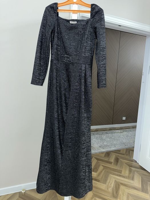 Вечерние платья,7к,не ношено