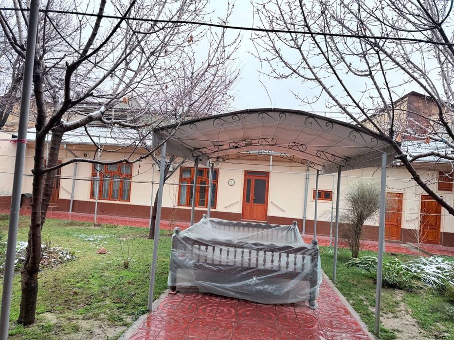 Uchastka sotiladi 20 kvartal