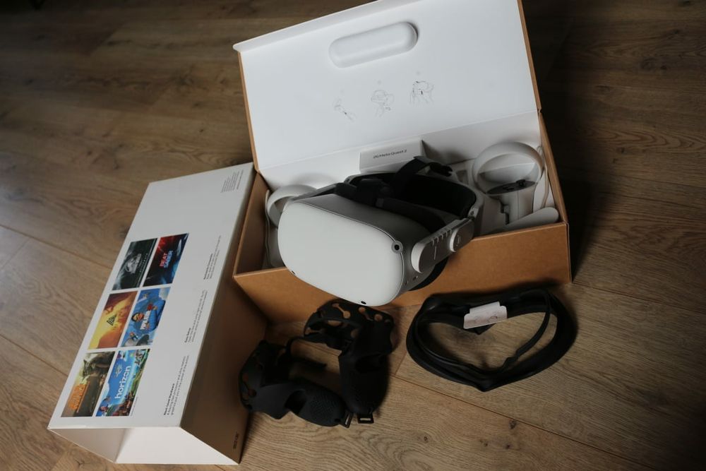 VR очки Meta Quest 2