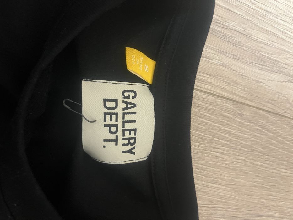 Gallery Dept тениска