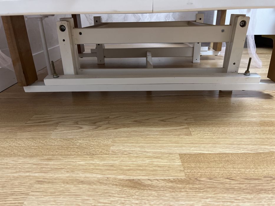 манеж и перенальный комод