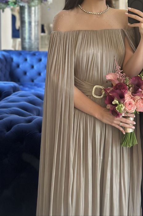 Rochie de gala .