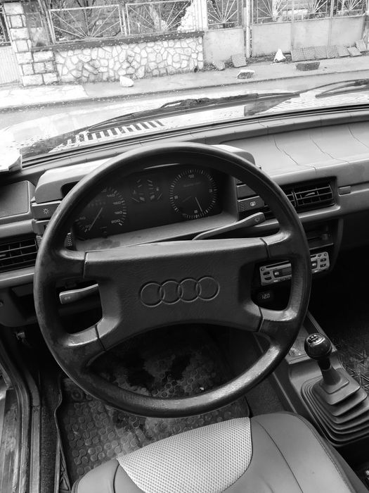 Ауди 80 ретро 84г.