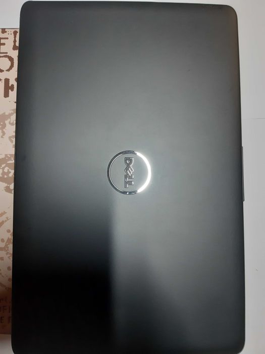 Употребяван лаптоп DELL Inspiron 1545 в добро техническо състояние