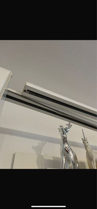 Vând jaluzele albastre