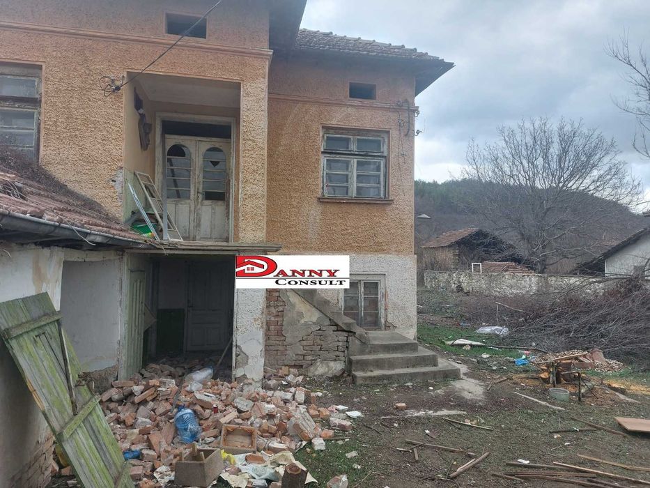 Продава се Къща в с. Михалци, Област Велико Търново - 150 кв.м за 170 €/кв.м - Снимка #1