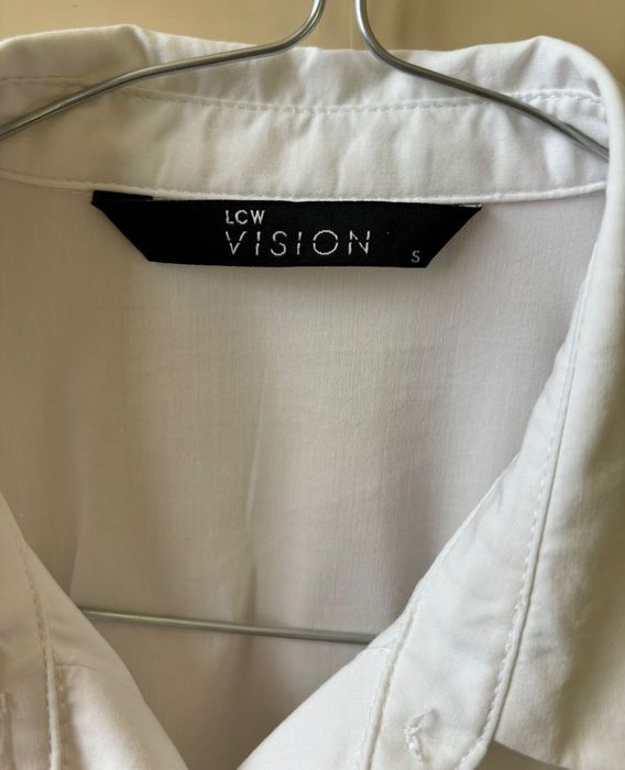 Camasa alba LCW nepurtata