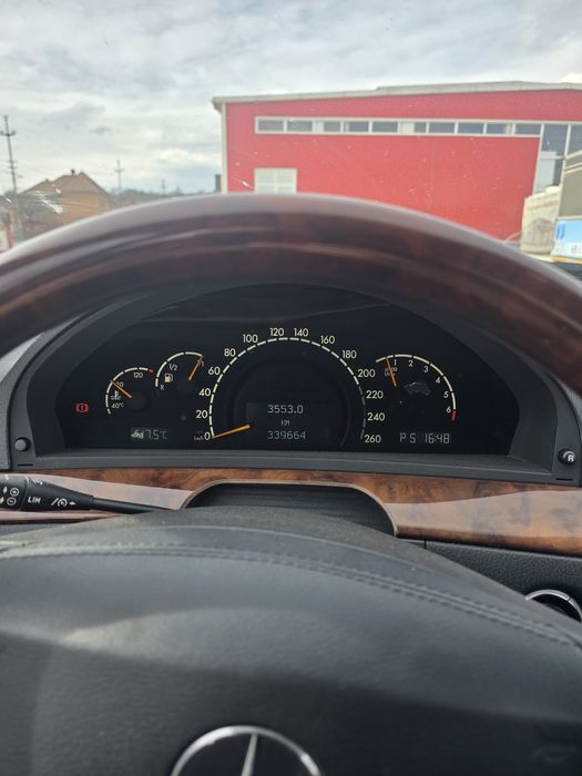 Mercedes-Benz S500 W220