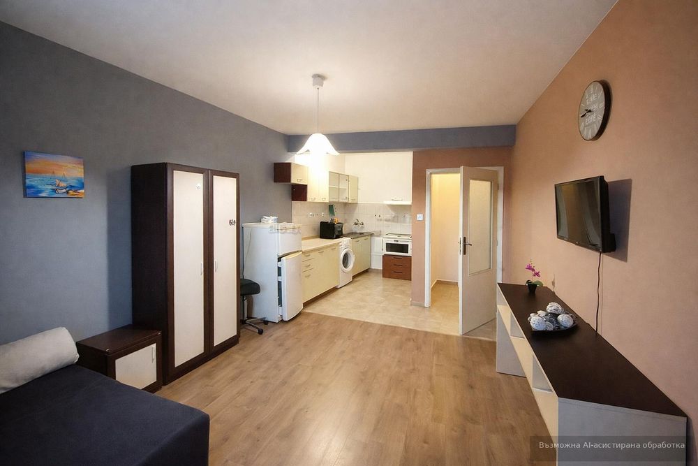 Едностаен апартамент под наем в Център