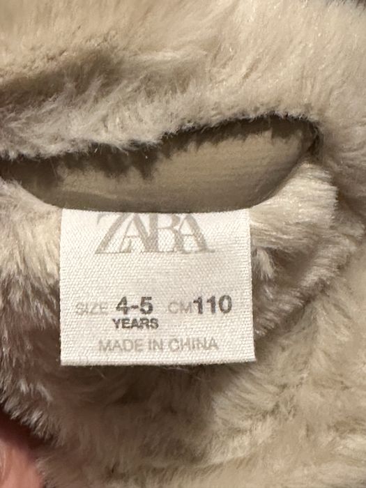 Двухстороняя детская безрукавка ZARA
