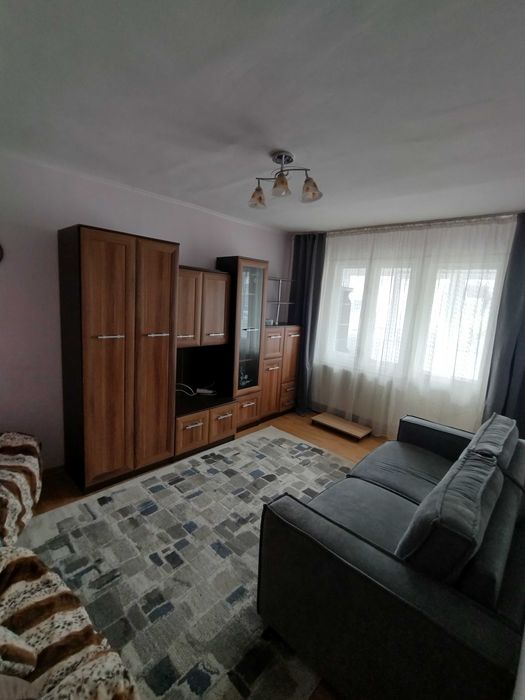 Inchiriez apartament 2 camere