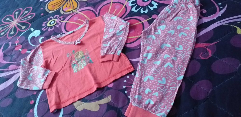 Детски пижами, чорапи, чорапогащи размер 110,116,128 за момиче и др.-