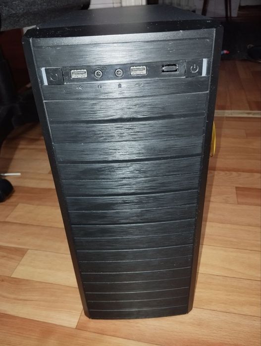 Настольный компьютер