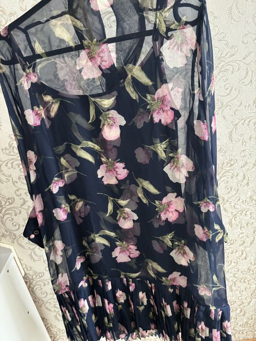 Свободное красивое платье