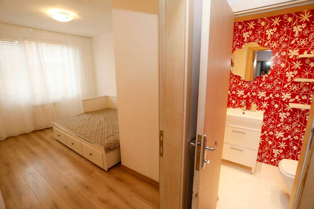 Дава се под наем Многостаен апартамент в София, Изток - 150 кв.м за 1300 € - Снимка #11