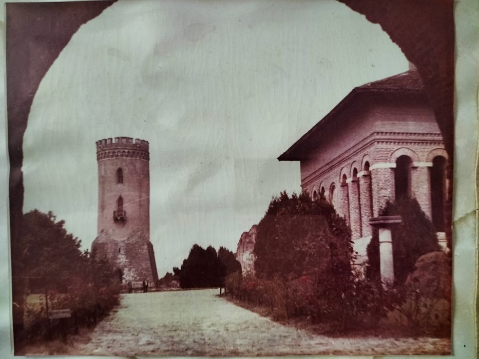 Tablou vechi de colecție - Turnul Chindiei, Târgoviște