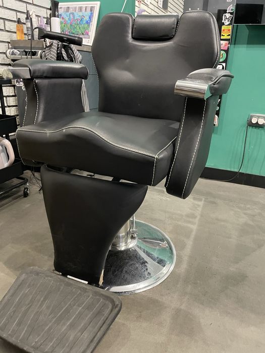 Scaun frizerie stare foarte buna, 4 bucati Cluj Napoca, negociabil