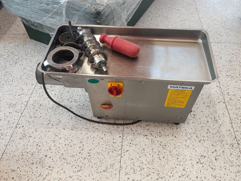 Промышленная мясорубка