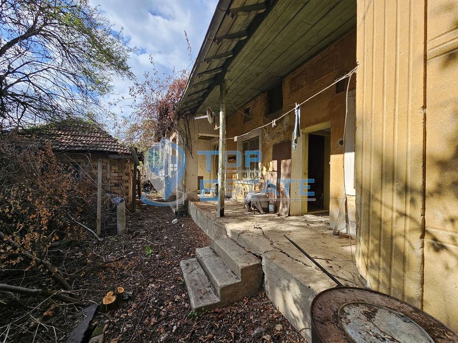 Продава се Къща в Долна Оряховица - 90 кв.м за 256 €/кв.м - Снимка #2