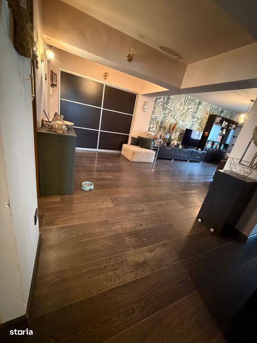 Vand Apartment 3 camere Bulevardul Uniri