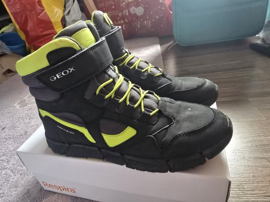 Ботуши Geox 38 номер