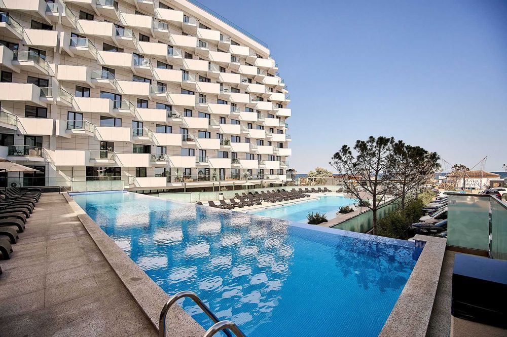 Vand Ap 2 camere de lux /Alezzi/ Etaj 7, vedere la mare/Loc de parcare