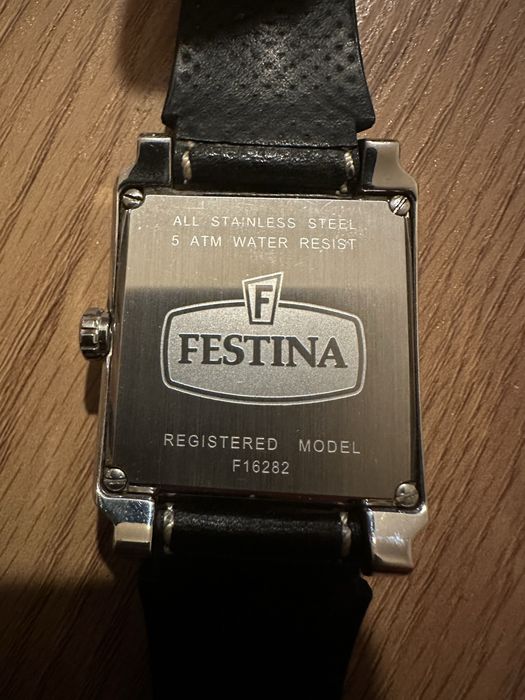 Мъжки часовник FESTINA F16282- кожена каишка