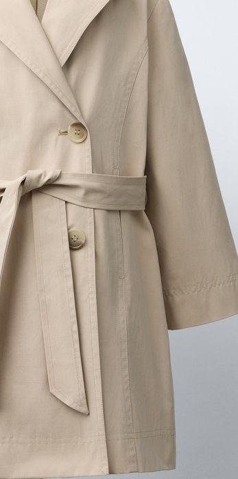 Продавам чисто нов дълъг тренчкот ( шлифер )