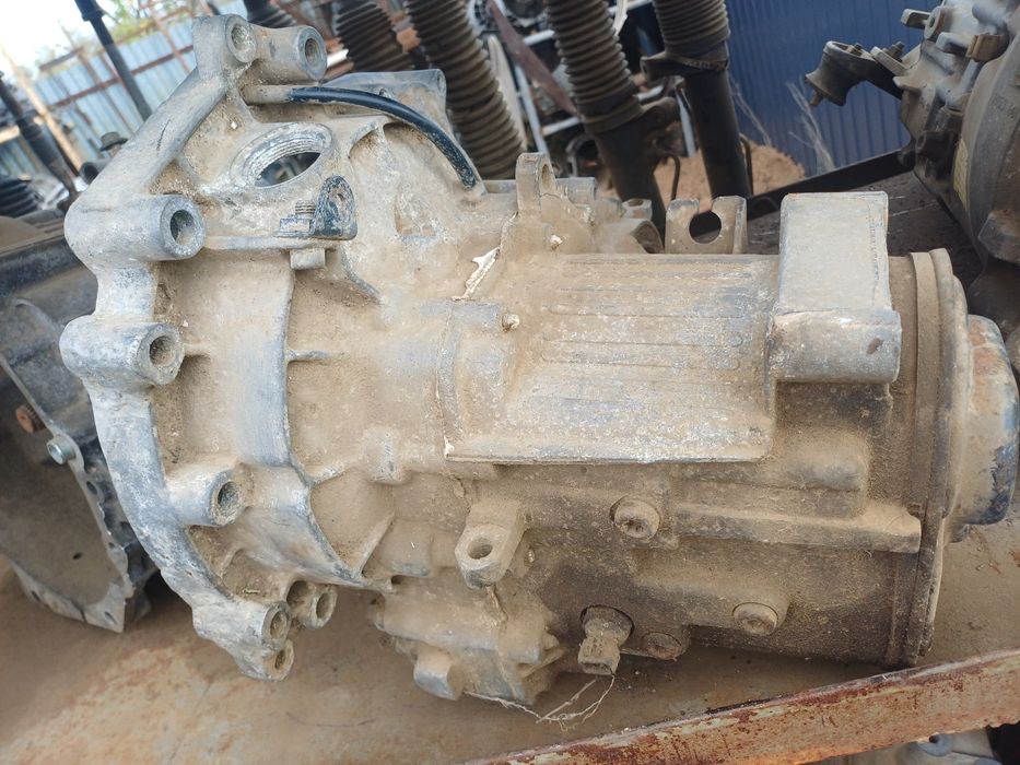 Запчасти на гольф