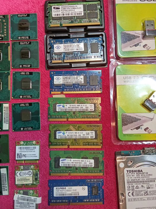 Запчасти для ноутбуков.