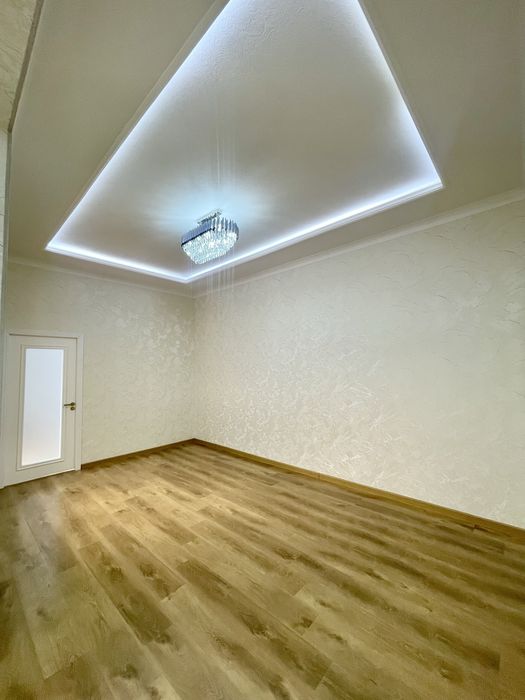 Yengi qurilgan xovli sotiladi.Evro remont.To’labek maxalasida.4ta xona