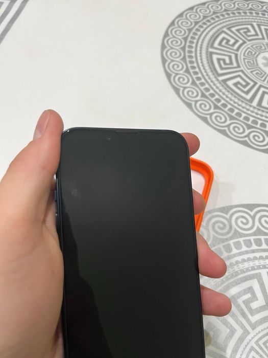 Обменяю iPhone 13 128GB АКБ 79%