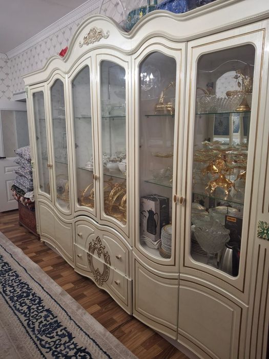 Стенка горка гостиной