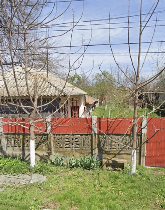 Vand teren cu casa batraneasca comuna Oinacu, Giurgiu