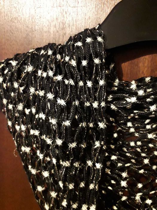 Дамски комплект шал и ръкавици без пръсти мрежести