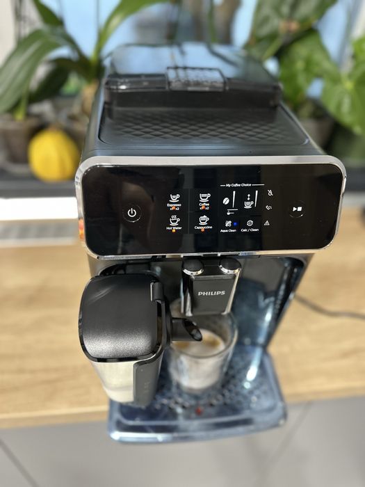 Espressor automat Philips EP2231/40, sistem LatteGo