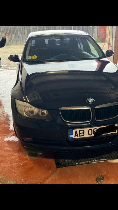 De vanzare bmw e90 320d