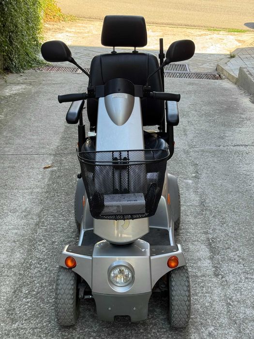 Електрическа инвалидна количка MEYRA ORTOPEDIA Cityliner 412