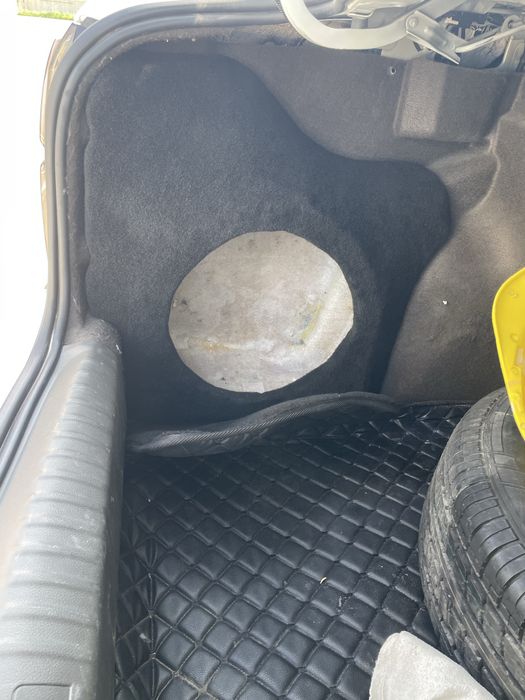 Sabufer yashik STLS bu eski holati zor Lasseti uchun gazli