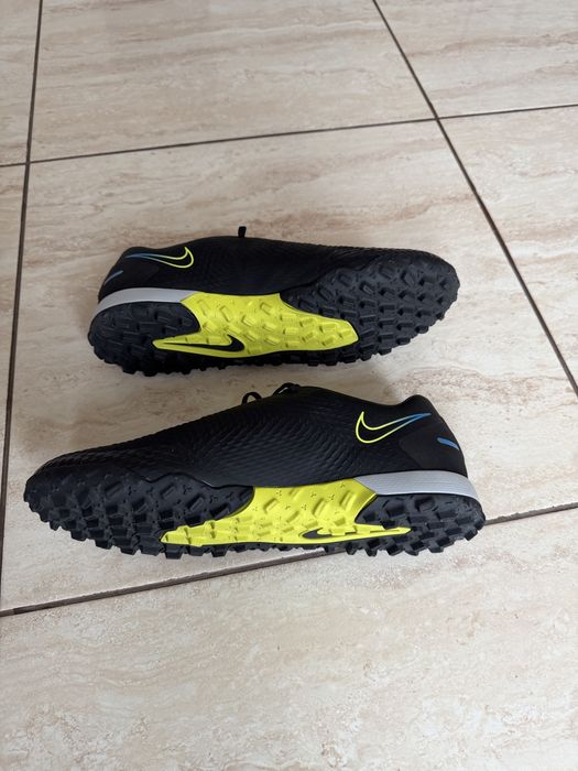 Ghete de teren sintetic Nike