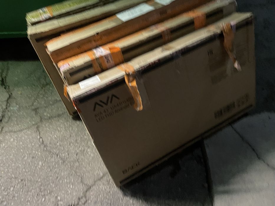 Телевизор Ava 43. На запчасти